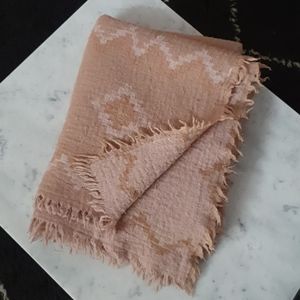 ARITZIA Diamond mosaic blanket scarf